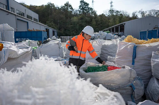 recyclable resins.png